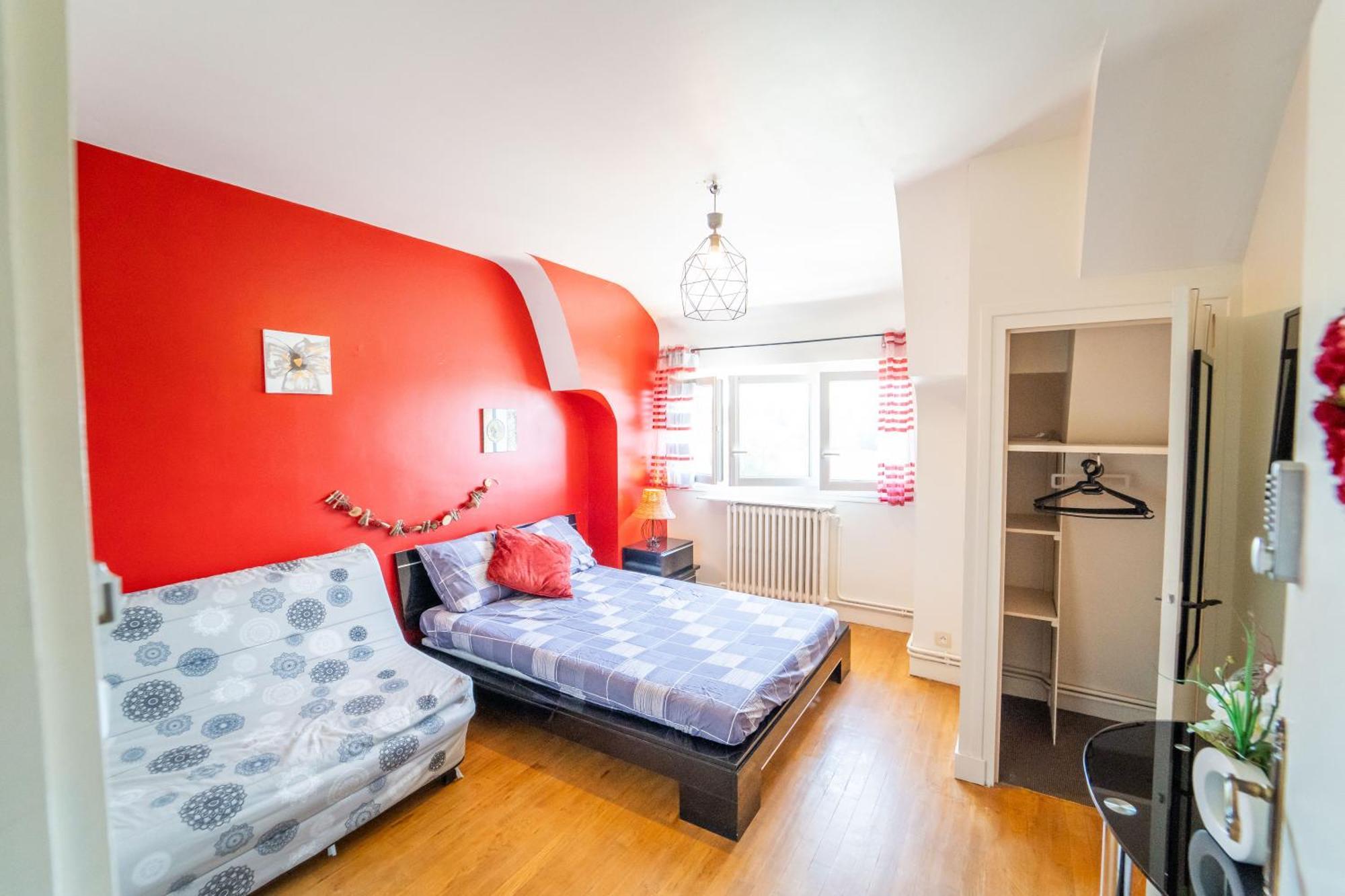 Appart 4 Chambres Parking Voitures Velos 10Min بلْوا المظهر الخارجي الصورة